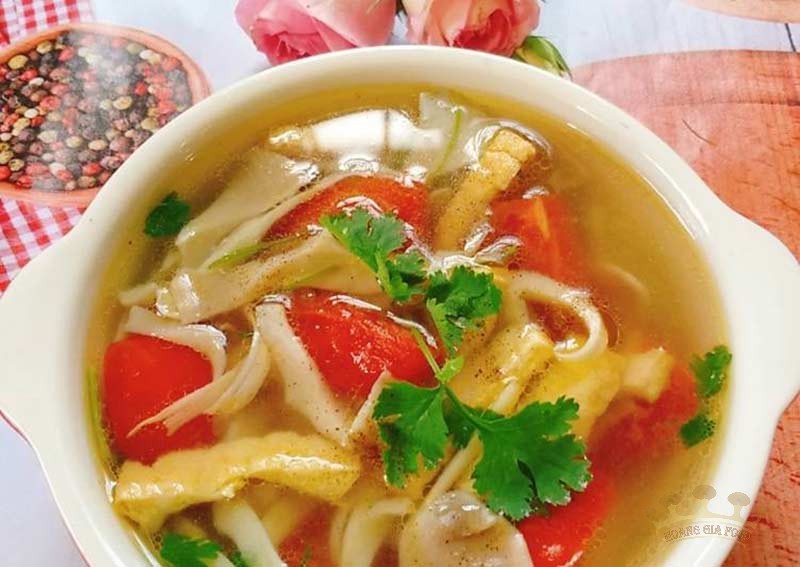 canh-ca-chua-nam-so-chay