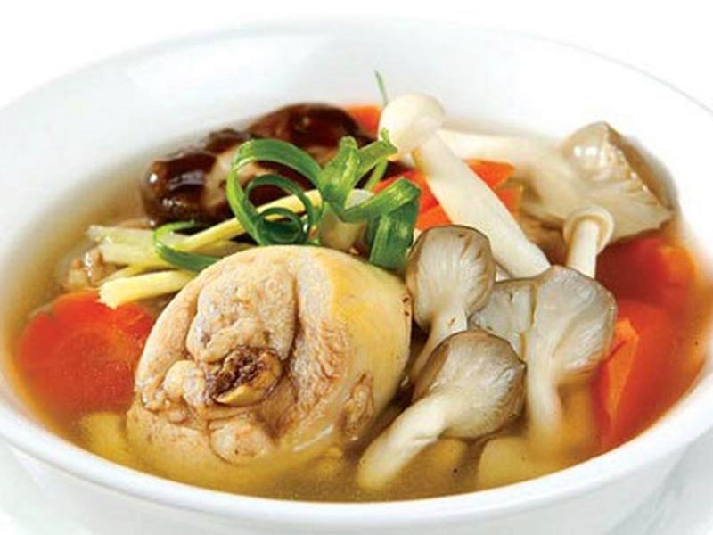 nam-mo-nau-canh-thit-heo