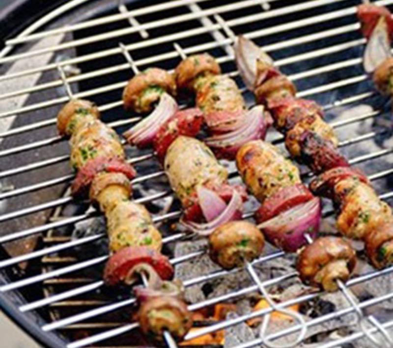 nam-mo-xuc-xich-nuong