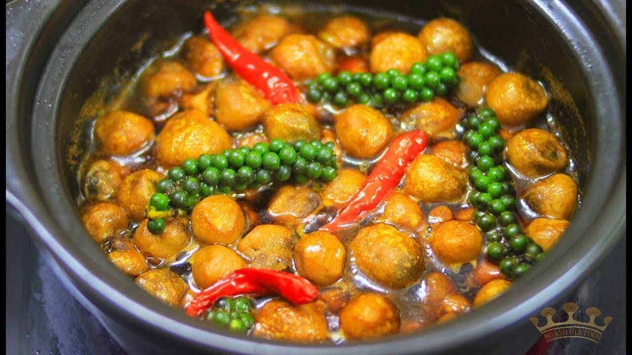 nam-rom-kho-tieu-xanh